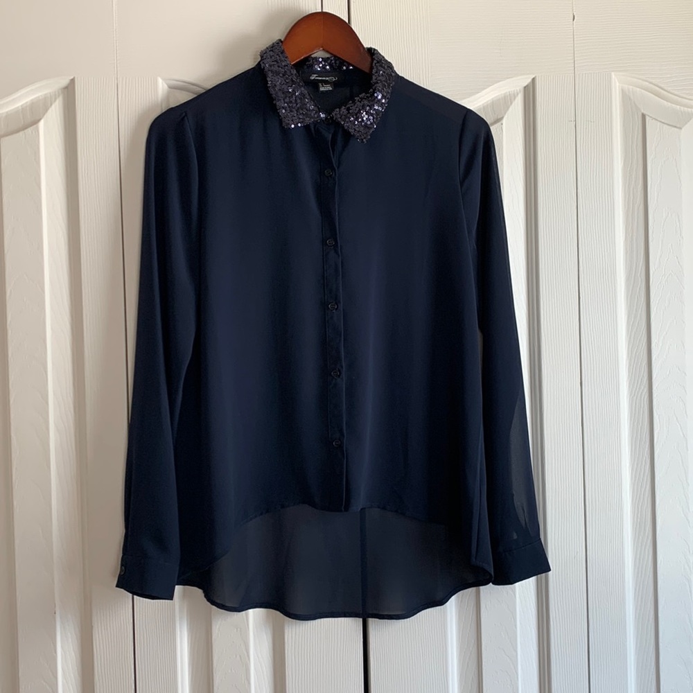NWOT FOREVER 21 Sequin Collar Blouse